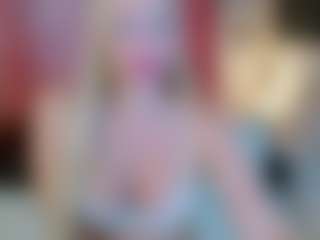 Live cam show with EVA-ROSS6 - Bikini on Hubzter Live
