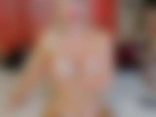 Live cam show with EVA-ROSS6 - Tittyfuck on fapnchat