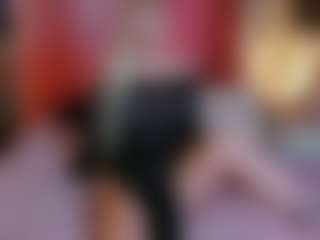 Live cam show with EVA-ROSS6 - Living Room on Camsoda