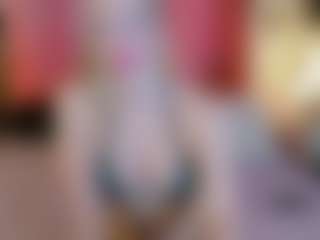 Live cam show with EVA-ROSS6 - Strapon on Strip Flash - Live Sex Shows