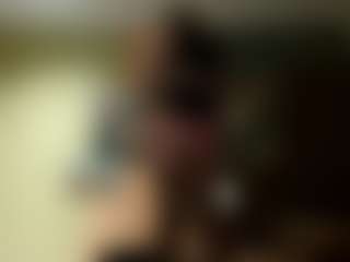 Live cam show with SissyTrixiee - Self Suck on madthumbs