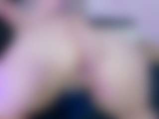 Live cam show with ArianaBlacke - Upskirt on liverealitysex.com
