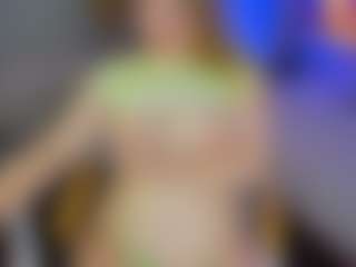 Live cam show with AshleyJonse - Smoking on liverealitysex.com