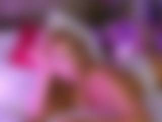 Live cam show with LexyEva - Tease Toys on TeamSkeetLive