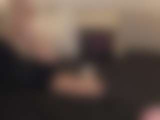 ReginaSweet054's Live Sex Cam Show