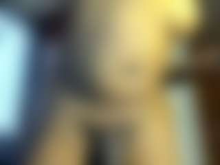 Xia-Ebonyts's Live Sex Cam Show