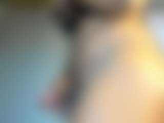 Xia-Ebonyts's Live Sex Cam Show