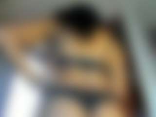 Xia-Ebonyts's Live Sex Cam Show