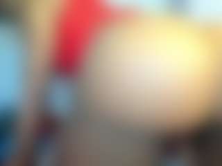Xia-Ebonyts's Live Sex Cam Show