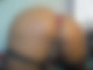 Xia-Ebonyts's Live Sex Cam Show