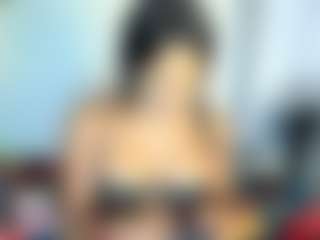 Xia-Ebonyts's Live Sex Cam Show