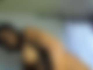 Xia-Ebonyts's Live Sex Cam Show
