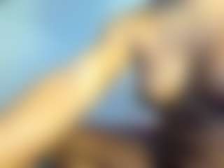 Xia-Ebonyts's Live Sex Cam Show