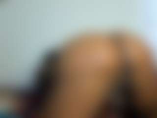 Xia-Ebonyts's Live Sex Cam Show