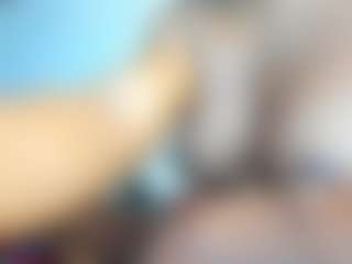 Xia-Ebonyts's Live Sex Cam Show