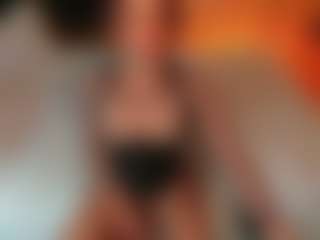Alice-Christina's Live Sex Cam Show