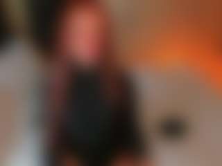 Live cam show with Alice-Christina - Black Hair on TeamSkeetLive