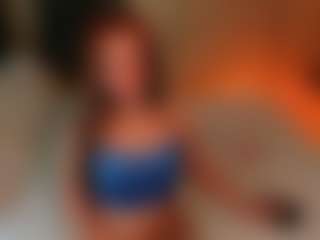 Live cam show with Alice-Christina - Drinking on SquirtSoMuch
