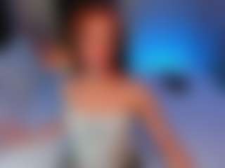 Live cam show with Alice-Christina - Average on madthumbs