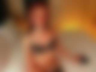 Live cam show with Alice-Christina - Black Hair on SxyPornLive