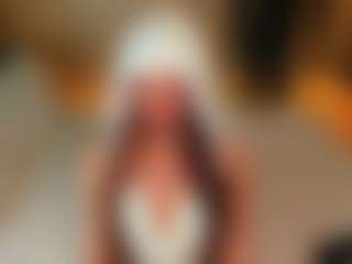 Alice-Christina's Live Sex Cam Show