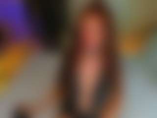Live cam show with Alice-Christina - Latina on StripNow | colombia