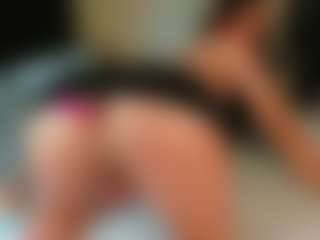 Live cam show with Alice-Christina - Drinking on Camiplay Live