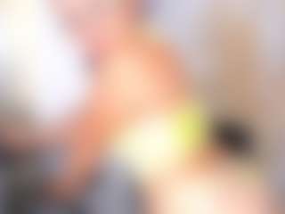Live cam show with Allison-greey - Blonde Hair on Camsoda
