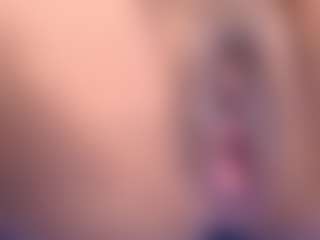 Show de cam en vivo con ani-shaa - Ride Torso en Camsoda