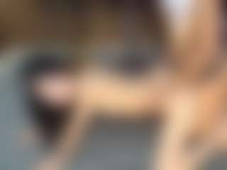 Live cam show with sofia33hot - Ass Bouncing on Dolls Live
