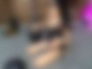 sofia33hot's Live Sex Cam Show