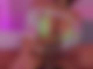 tatii-moon's Live Sex Cam Show