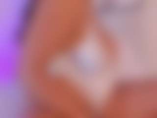 tatii-moon's Live Sex Cam Show