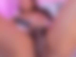 tatii-moon's Live Sex Cam Show
