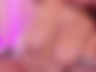tatii-moon's Live Sex Cam Show