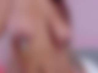 tatii-moon's Live Sex Cam Show