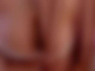 tatii-moon's Live Sex Cam Show