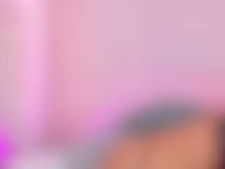 tatii-moon's Live Sex Cam Show