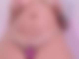 tatii-moon's Live Sex Cam Show