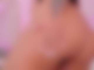 tatii-moon's Live Sex Cam Show