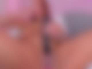 tatii-moon's Live Sex Cam Show