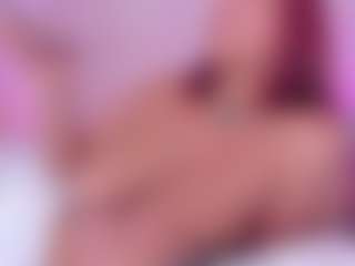 tatii-moon's Live Sex Cam Show
