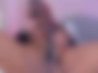 tatii-moon's Live Sex Cam Show