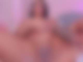 tatii-moon's Live Sex Cam Show
