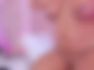 tatii-moon's Live Sex Cam Show