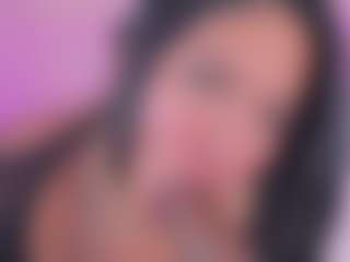 Live cam show with tatii-moon - Handjob on chickslive.net