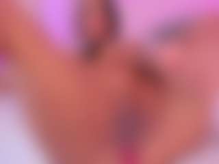 tatii-moon's Live Sex Cam Show