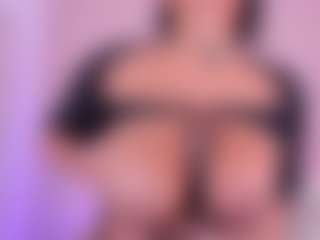 tatii-moon's Live Sex Cam Show