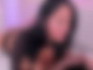 tatii-moon's Live Sex Cam Show
