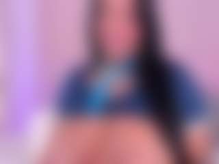 tatii-moon's Live Sex Cam Show